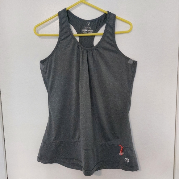 Mondetta Performance Gear - Picture 2 of 3